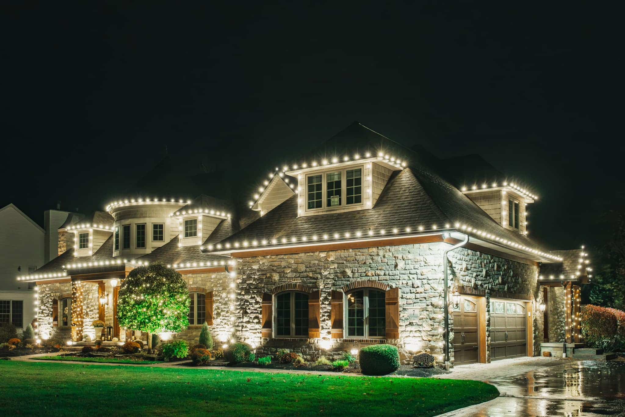 Beautiful holiday lighting display in Oklahoma City